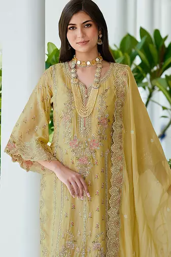 Ethnic Motifs Embroidered Sweetheart Neck Straight Kurta With Trousers & Dupatta