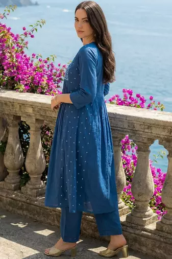Women Ethnic Motifs Embroidered Empire Thread Work Pure Cotton Kurta with Palazzos