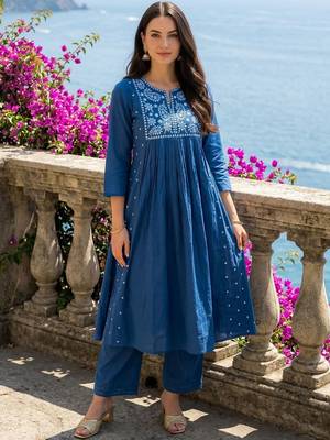 Women Ethnic Motifs Embroidered Empire Thread Work Pure Cotton Kurta with Palazzos 4