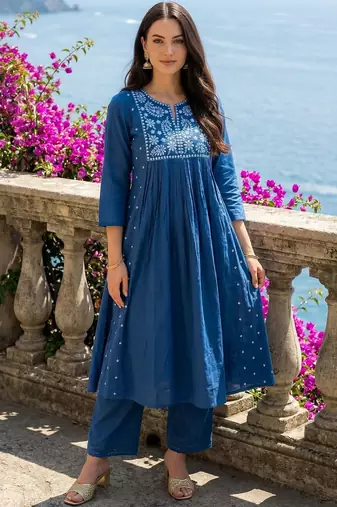 Women Ethnic Motifs Embroidered Empire Thread Work Pure Cotton Kurta with Palazzos