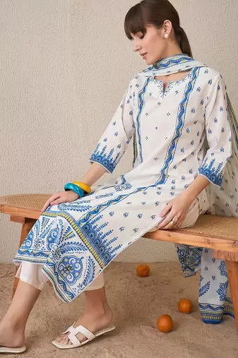 Floral Printed Pure Cotton Straight Kurta With Trousers & Dupatta