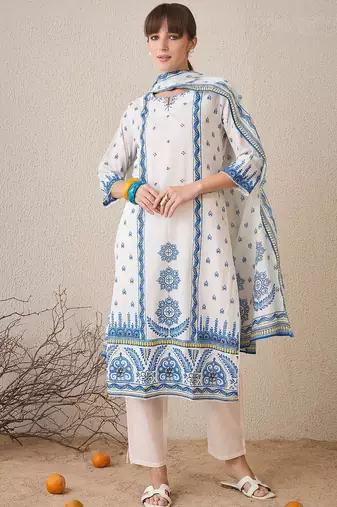 Floral Printed Pure Cotton Straight Kurta With Trousers & Dupatta
