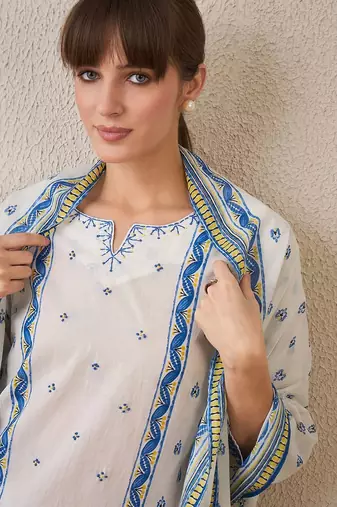 Floral Printed Pure Cotton Straight Kurta With Trousers & Dupatta