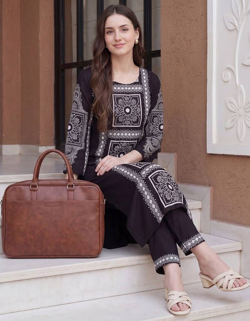 Women Ethnic Motifs Printed Regular Kurta with Trousers