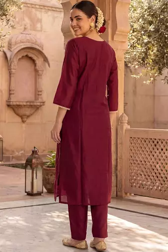 Women Ethnic Motifs Embroidered Regular Thread Work Kurta with Trousers & With Dupatta
