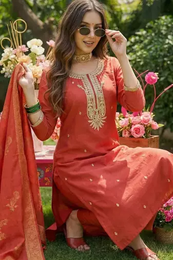 Women Ethnic Motifs Embroidered Regular Thread Work Kurta with Trousers & With Dupatta