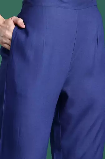 Floral Printed Regular Kurta with Trousers