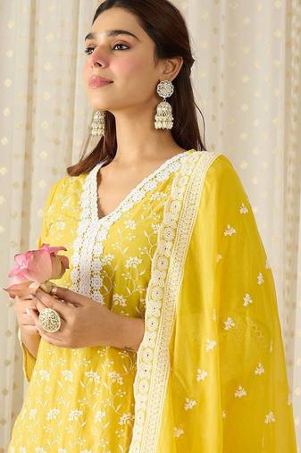 Women Ethnic Motifs Embroidered Regular Chikankari Pure Cotton Kurta with Trousers & With Dupatta