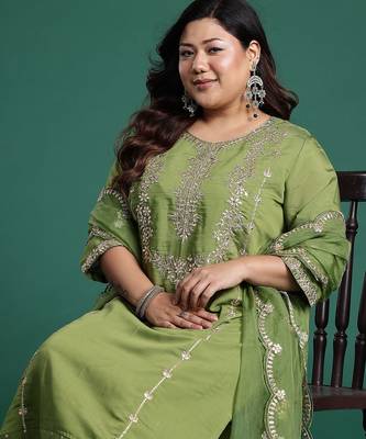 Plus Size Green Embroidered Straight Kurta Trousers With Dupatta Set 1
