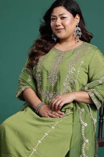 Plus Size Green Embroidered Straight Kurta Trousers With Dupatta Set