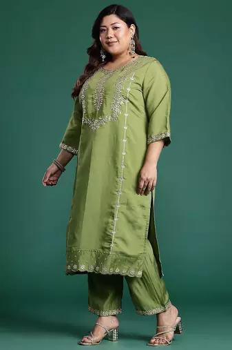 Plus Size Green Embroidered Straight Kurta Trousers With Dupatta Set