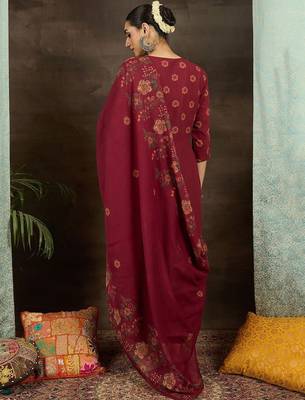 Women Floral Printed Beads and Stones Pure Cotton Kurta with Trousers & Dupatta 6