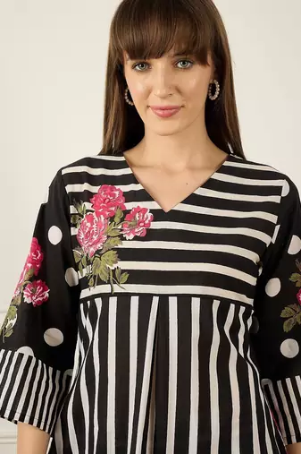 Floral Printed Thread Work Pure Cotton Kurta With Palazzos
