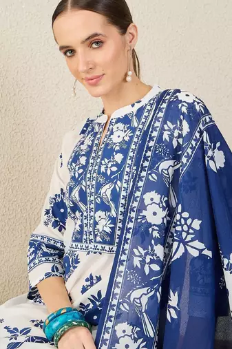 Women Floral Printed Cotton Kurta with Trousers & Dupatta