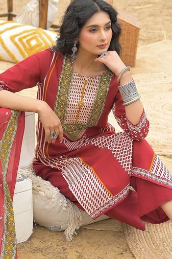 Women Printed Regular  Cotton Kurta with Trousers & With Dupatta