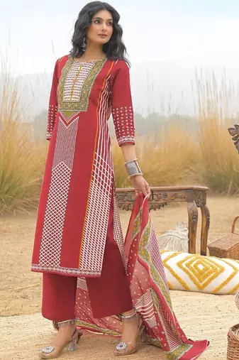 Women Printed Regular Pure Cotton Kurta with Trousers & With Dupatta