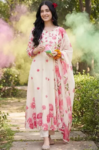 Women Floral Printed Regular Kurta with Trousers & With Dupatta