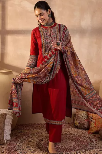 Women Ethnic Motifs Embroidered Beads and Stones Pure Cotton Kurta with Trousers
