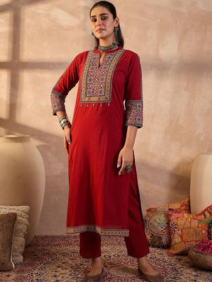 Women Ethnic Motifs Embroidered Beads and Stones Pure Cotton Kurta with Trousers 3