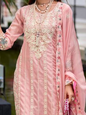 Floral Embroidered Sequinned Straight Kurta with Trouser & Dupatta 3