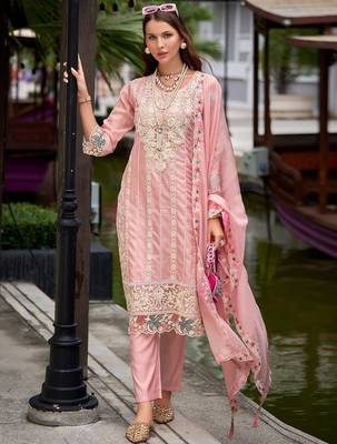 Floral Embroidered Sequinned Straight Kurta with Trouser & Dupatta 4