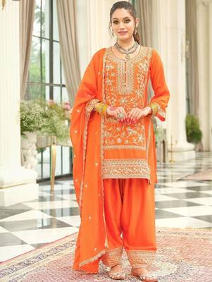 Ethnic Motifs Embroidered Round Neck Thread Work Kurta With Patiala & Dupatta 1
