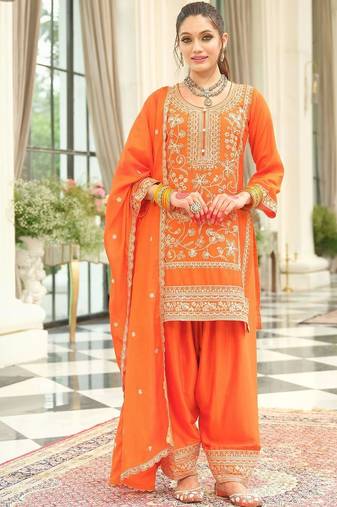 Ethnic Motifs Embroidered Round Neck Thread Work Kurta With Patiala & Dupatta