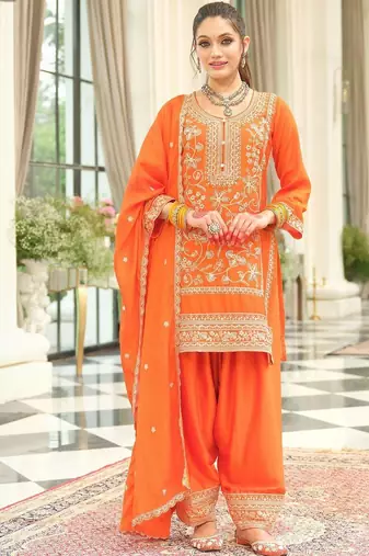 Ethnic Motifs Embroidered Round Neck Thread Work Kurta With Patiala & Dupatta