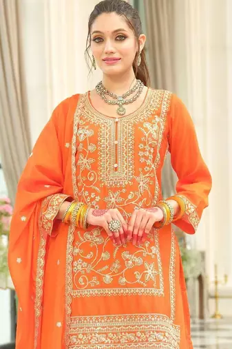 Ethnic Motifs Embroidered Round Neck Thread Work Kurta With Patiala & Dupatta