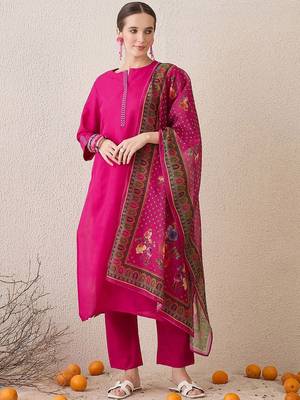 Floral Yoke Design Notch Neck Thread Work Straight Kurta With Trousers & Dupatta 2