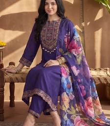 Women Ethnic Motifs Embroidered Regular Thread Work Kurta with Trousers & With Dupatta