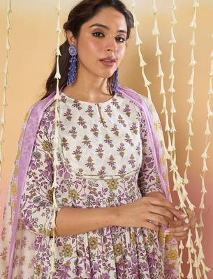 Floral Printed Key Hole Neck Pure Cotton Kurta With Trousers & Dupatta 1
