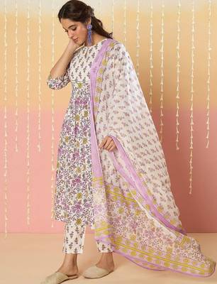 Floral Printed Key Hole Neck Pure Cotton Kurta With Trousers & Dupatta 5