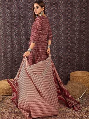 Women Printed Regular Pure Cotton Kurta with Trousers & With Dupatta 5