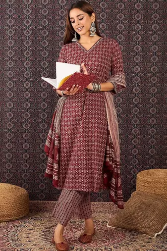 Women Printed Regular Pure Cotton Kurta with Trousers & With Dupatta