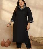 Plus Size Ethnic Motifs Embroidered Regular Thread Work Kurta with Trousers