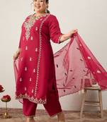 Plus Size Ethnic Motifs Embroidered Regular Kurta with Trousers & With Dupatta