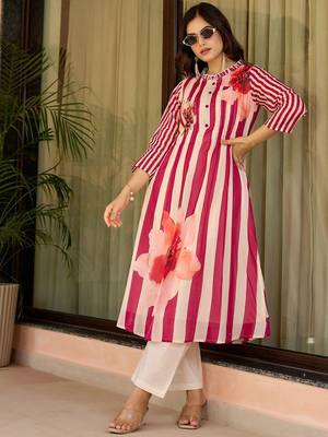 Women Printed Regular Pure Cotton Kurta with Trousers 4