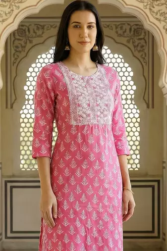 Women Ethnic Motifs Printed Regular Thread Work Kurta with Trousers