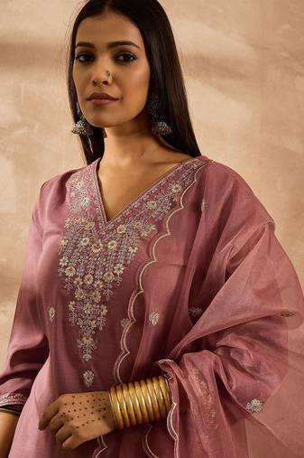 Women Ethnic Motifs Embroidered Regular Sequinned Kurta with Trousers & With Dupatta