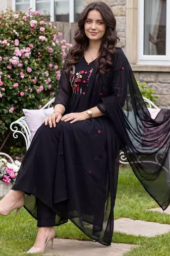 Women Ethnic Motifs Embroidered Empire Thread Work Pure Cotton Kurta with Trousers & With Dupatta