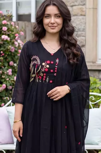 Women Ethnic Motifs Embroidered Empire Thread Work Pure Cotton Kurta with Trousers & With Dupatta