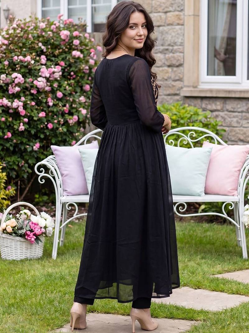 Women Ethnic Motifs Embroidered Empire Thread Work Pure Cotton Kurta with Trousers & With Dupatta