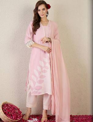 Women Floral Printed Linen Kurta with Trousers & Dupatta 1
