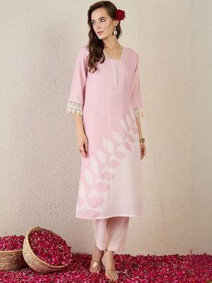 Women Floral Printed Linen Kurta with Trousers & Dupatta 6