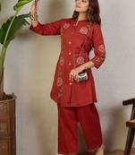 Women Floral Embroidered Regular Thread Work Pure Cotton Kurti with Trousers