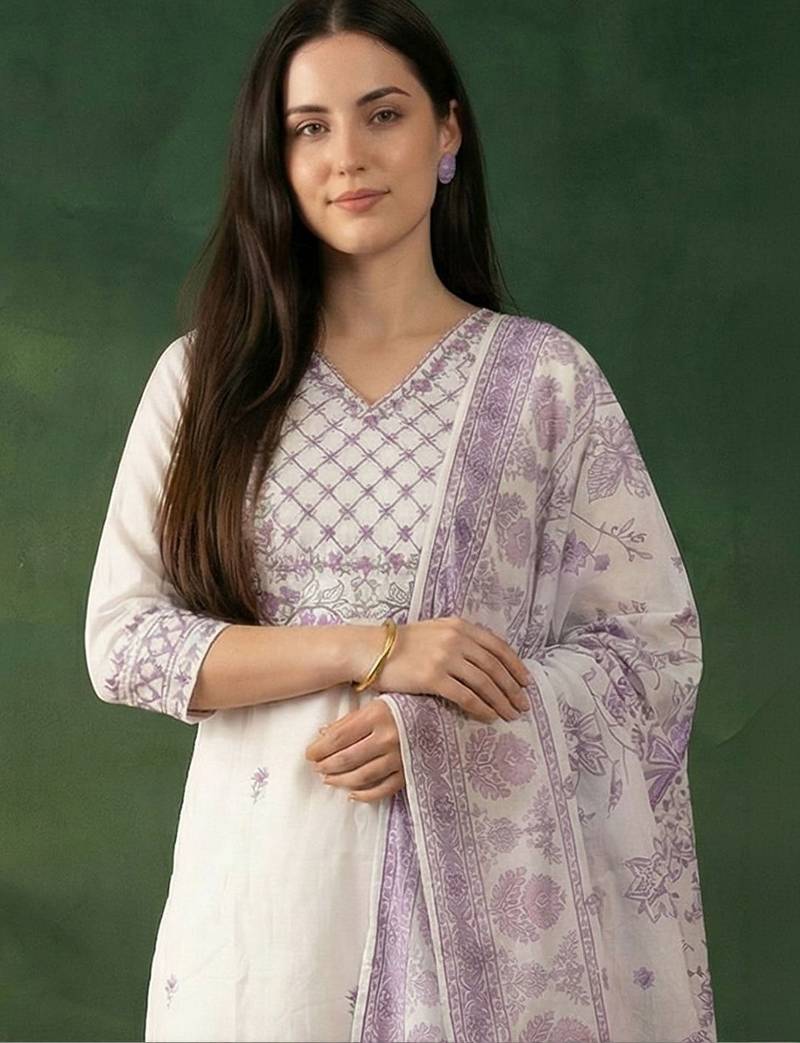 Women Floral Embroidered Regular Thread Work Pure Cotton Kurta with Trousers & With Dupatta