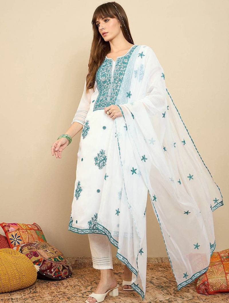 Floral Embroidered Thread Work Organza Straight Kurta With Trousers & Dupatta