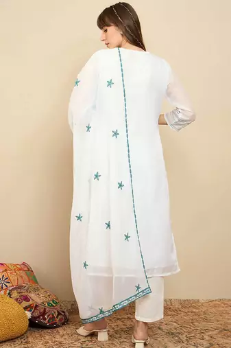 Floral Embroidered Thread Work Organza Straight Kurta With Trousers & Dupatta