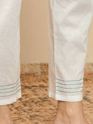 Floral Embroidered Thread Work Organza Straight Kurta With Trousers & Dupatta 7